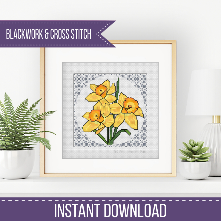 Centre Stage - Daffodils Blackwork Pattern by Peppermint Purple