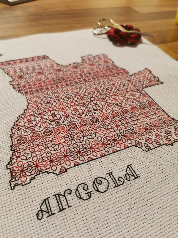 Stitched By: Barbara Correia Nunes