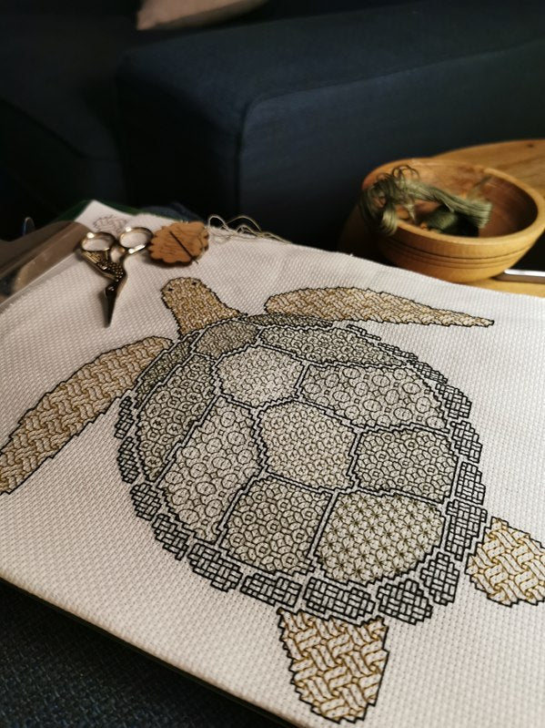Stitched by: Barbara Correia Nunes