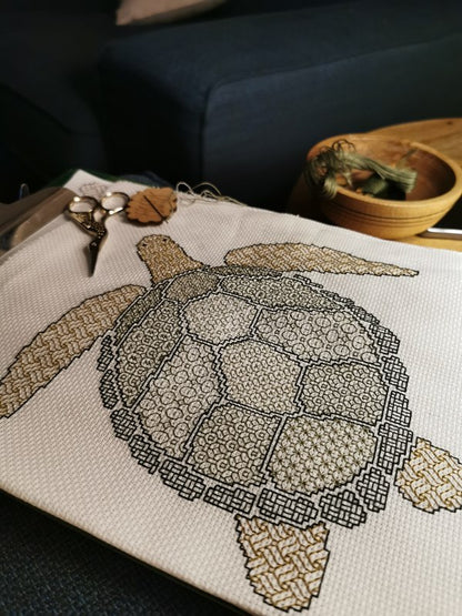 Stitched by: Barbara Correia Nunes